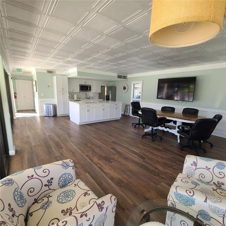 待售: $225,000 (3 贝兹, 2 浴室, 1410 平方英尺)