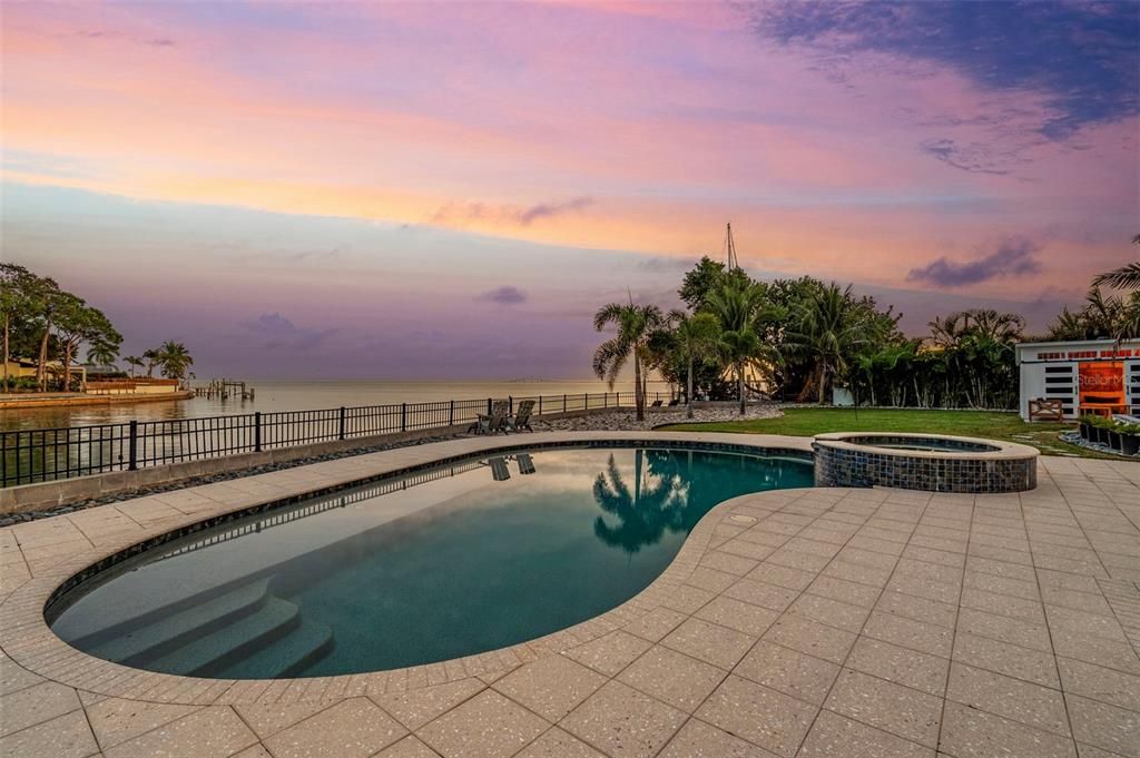 На продажу: $2,499,000 (4 спален, 4 ванн, 3699 Квадратных фут)