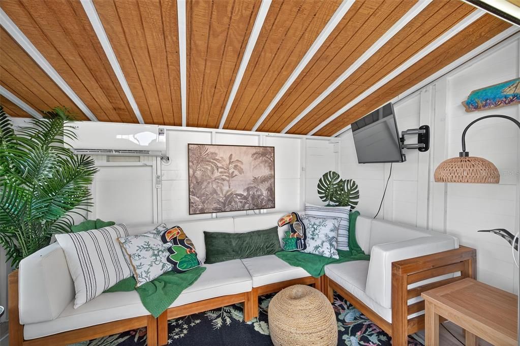 На продажу: $2,499,000 (4 спален, 4 ванн, 3699 Квадратных фут)