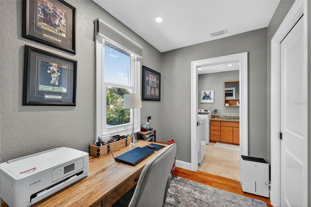 На продажу: $2,499,000 (4 спален, 4 ванн, 3699 Квадратных фут)