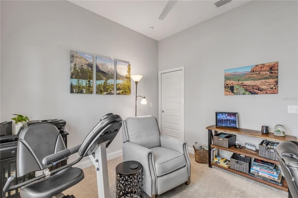 En Venta: $1,300,000 (4 camas, 2 baños, 2440 Pies cuadrados)