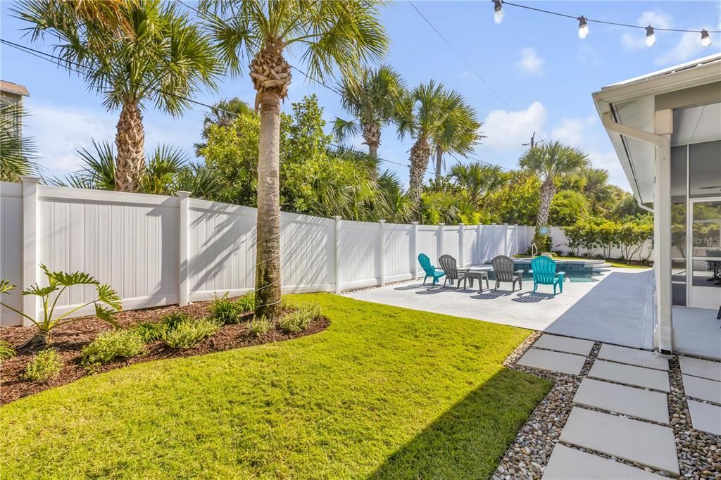 En Venta: $1,300,000 (4 camas, 2 baños, 2440 Pies cuadrados)