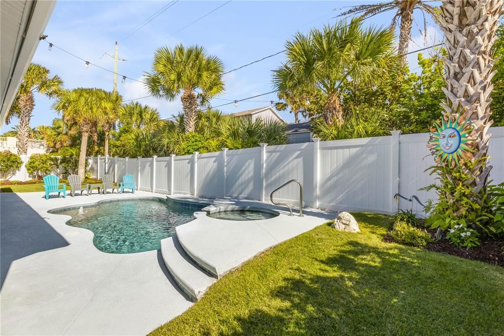 En Venta: $1,300,000 (4 camas, 2 baños, 2440 Pies cuadrados)