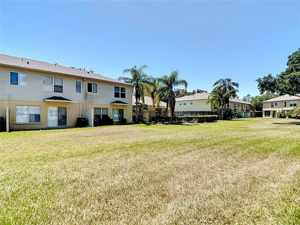 Под контрактом: $209,000 (3 спален, 2 ванн, 1529 Квадратных фут)