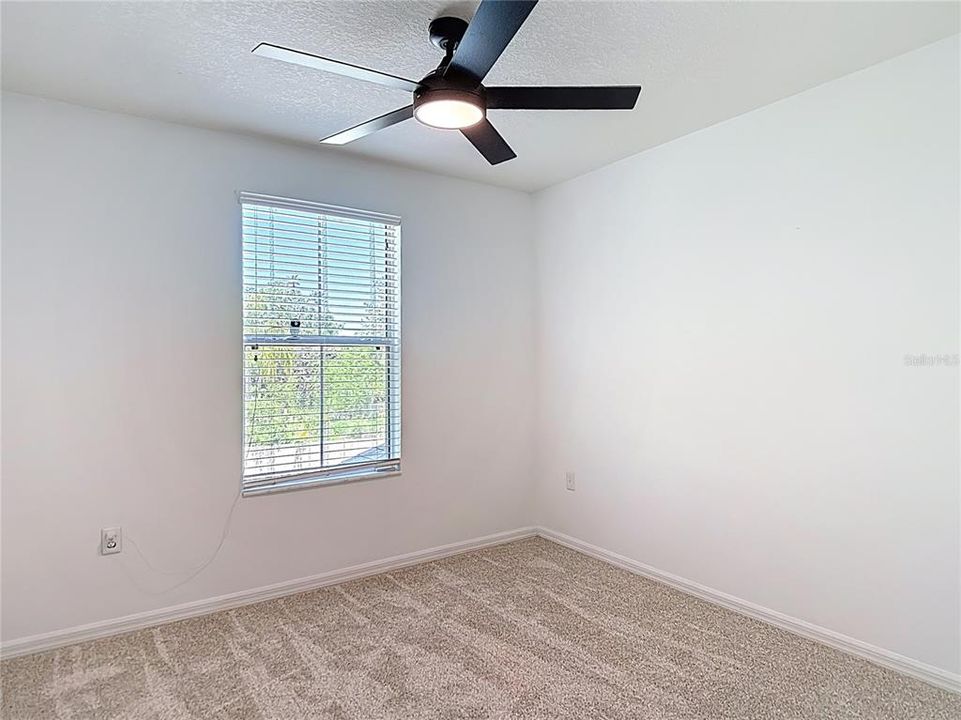 Под контрактом: $209,000 (3 спален, 2 ванн, 1529 Квадратных фут)