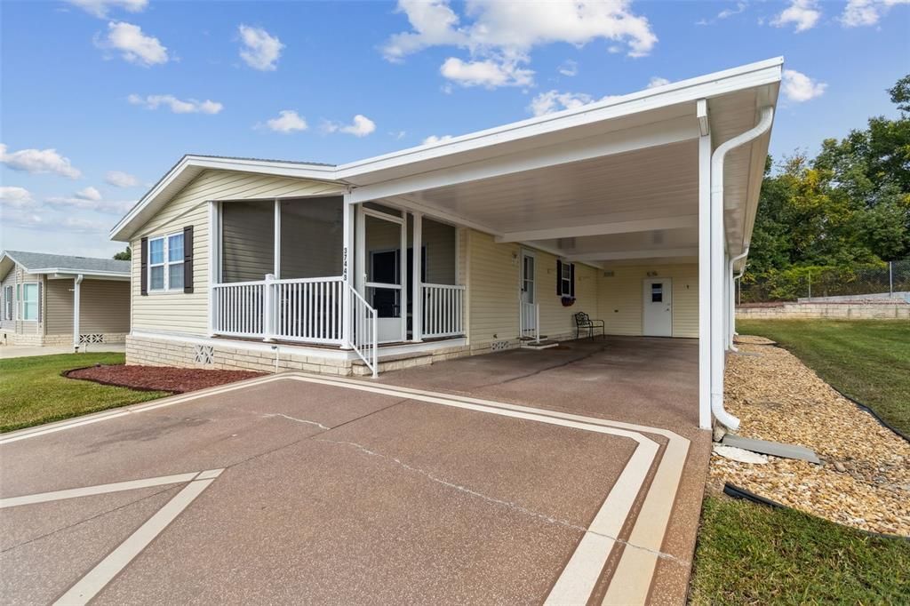 For Sale: $270,000 (2 beds, 2 baths, 1210 Square Feet)