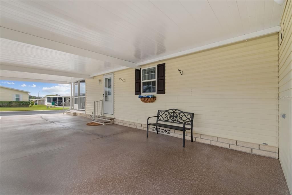 For Sale: $270,000 (2 beds, 2 baths, 1210 Square Feet)