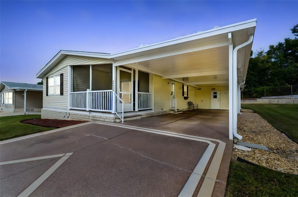 For Sale: $270,000 (2 beds, 2 baths, 1210 Square Feet)