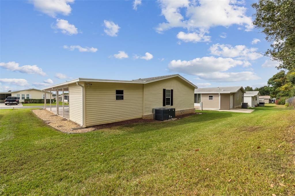 For Sale: $270,000 (2 beds, 2 baths, 1210 Square Feet)