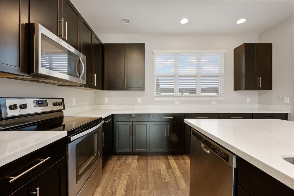 待售: $459,000 (3 贝兹, 2 浴室, 1712 平方英尺)