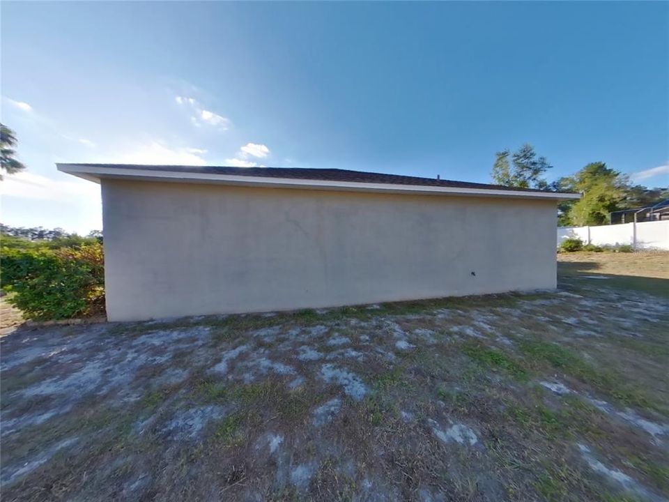 For Rent: $1,669 (3 beds, 2 baths, 2047 Square Feet)