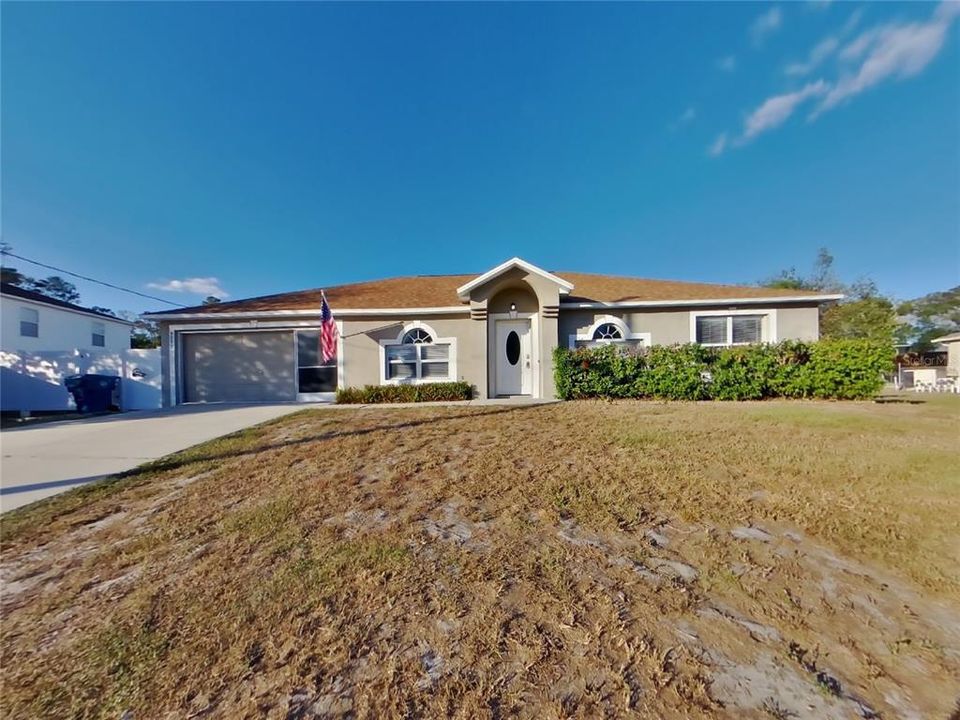 For Rent: $1,669 (3 beds, 2 baths, 2047 Square Feet)