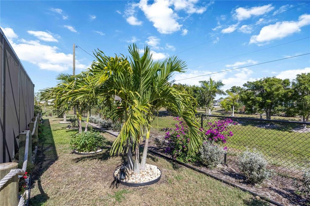 待售: $400,000 (4 贝兹, 2 浴室, 1828 平方英尺)