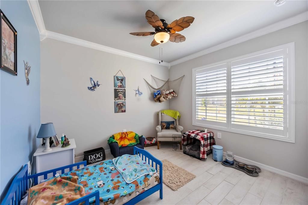 待售: $400,000 (4 贝兹, 2 浴室, 1828 平方英尺)