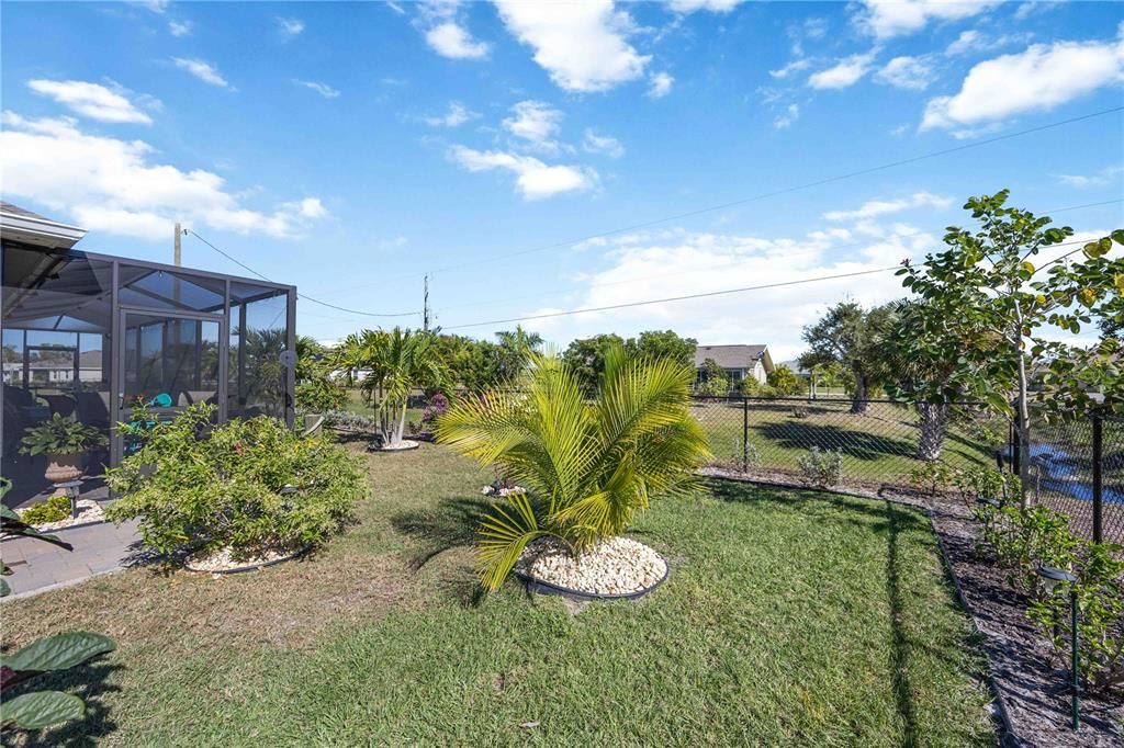 待售: $400,000 (4 贝兹, 2 浴室, 1828 平方英尺)