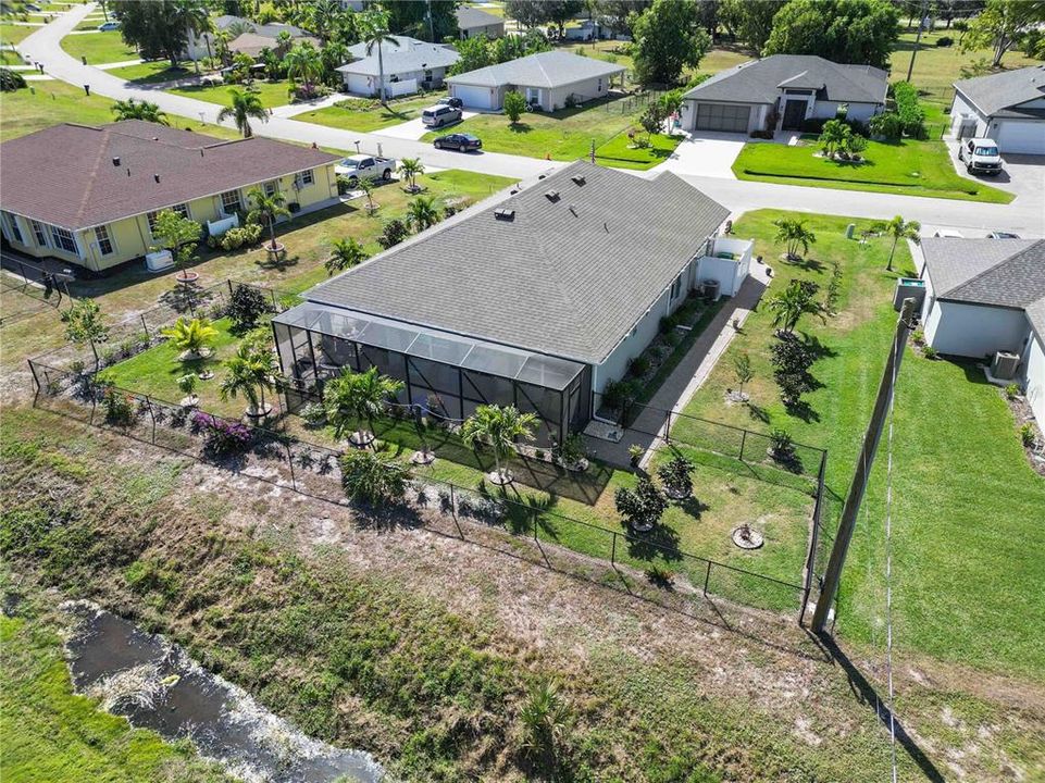 待售: $400,000 (4 贝兹, 2 浴室, 1828 平方英尺)