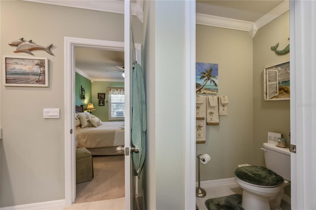 待售: $400,000 (4 贝兹, 2 浴室, 1828 平方英尺)