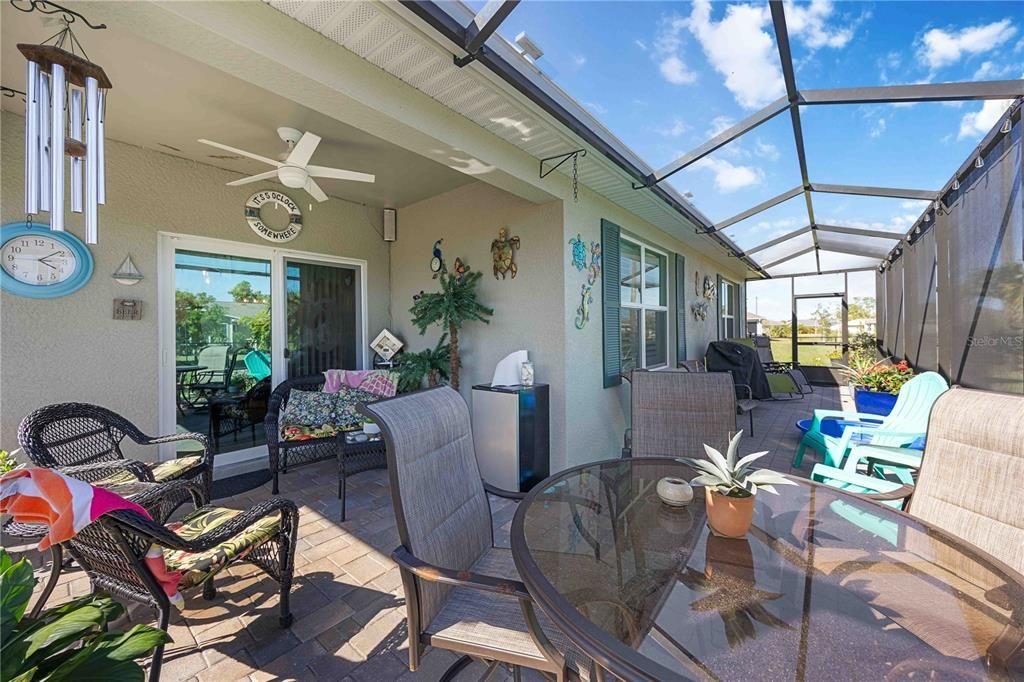 待售: $400,000 (4 贝兹, 2 浴室, 1828 平方英尺)