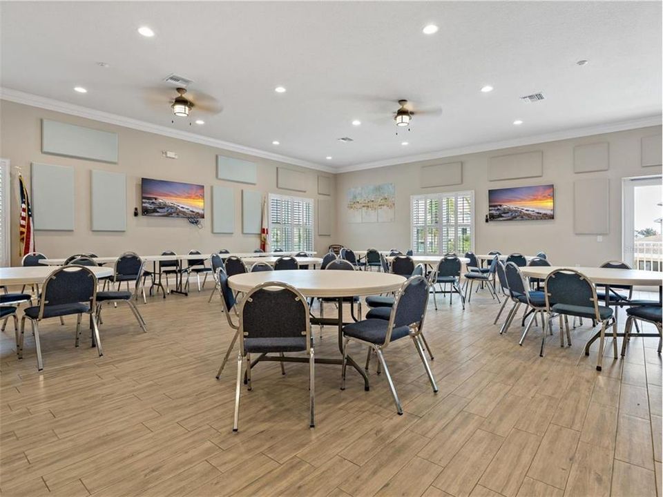 На продажу: $175,000 (2 спален, 2 ванн, 1025 Квадратных фут)