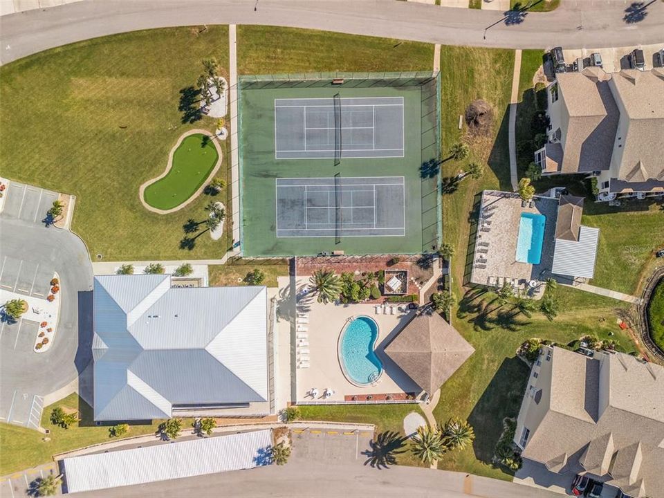 На продажу: $175,000 (2 спален, 2 ванн, 1025 Квадратных фут)