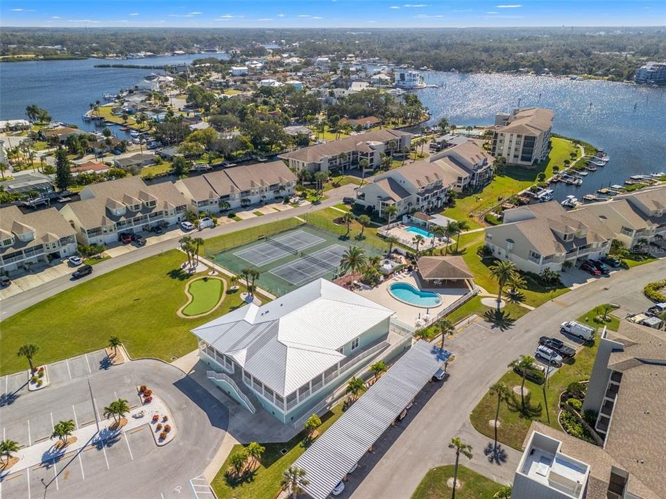 На продажу: $175,000 (2 спален, 2 ванн, 1025 Квадратных фут)