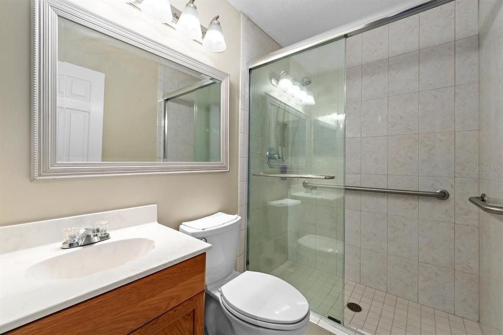 На продажу: $645,000 (5 спален, 3 ванн, 2528 Квадратных фут)