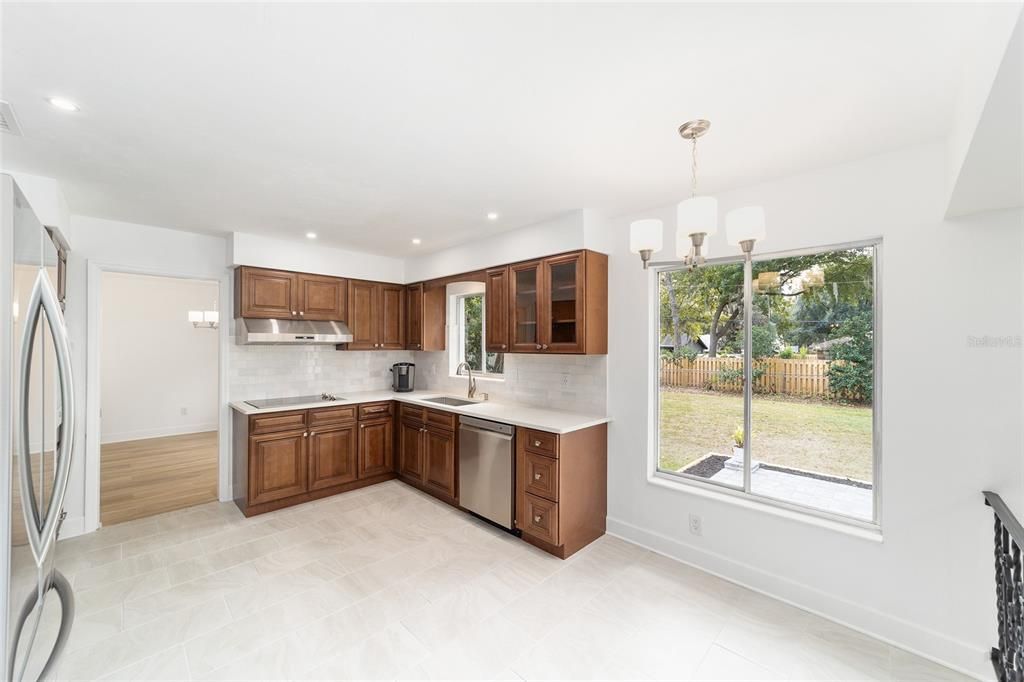 For Sale: $549,900 (4 beds, 2 baths, 2215 Square Feet)