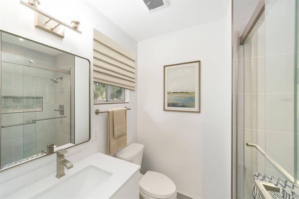 For Sale: $549,900 (4 beds, 2 baths, 2215 Square Feet)