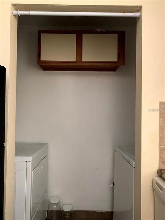 For Sale: $119,495 (1 beds, 1 baths, 627 Square Feet)