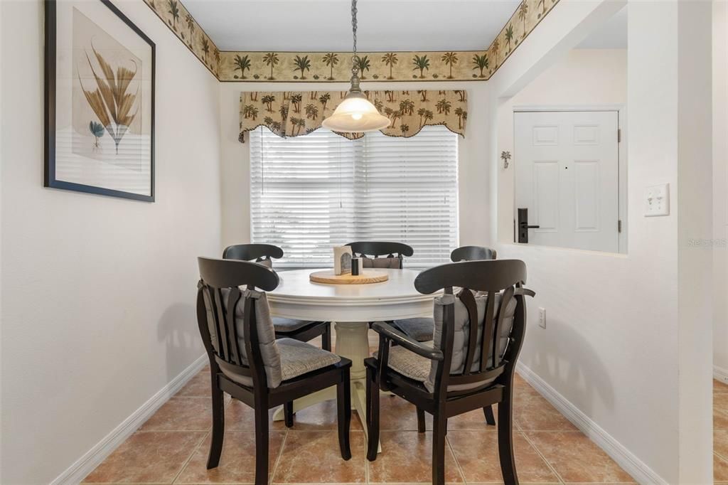 待售: $250,000 (2 贝兹, 2 浴室, 1238 平方英尺)