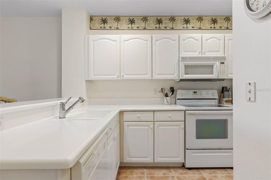 待售: $250,000 (2 贝兹, 2 浴室, 1238 平方英尺)