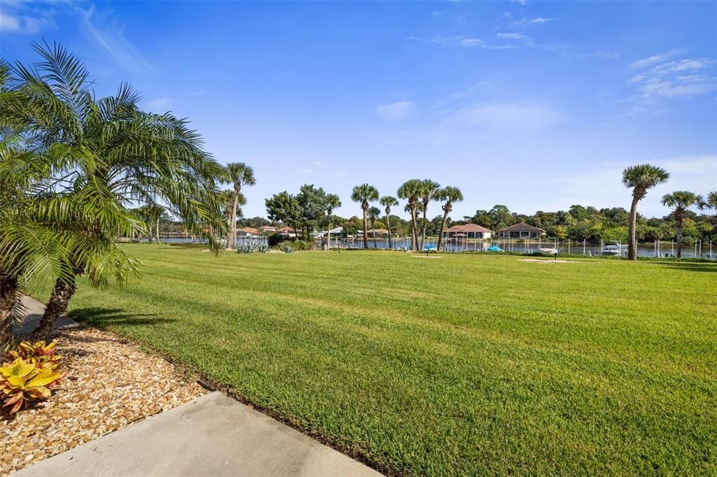 待售: $250,000 (2 贝兹, 2 浴室, 1238 平方英尺)