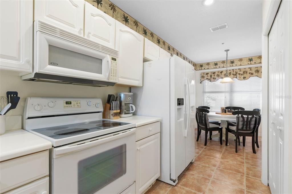 待售: $250,000 (2 贝兹, 2 浴室, 1238 平方英尺)