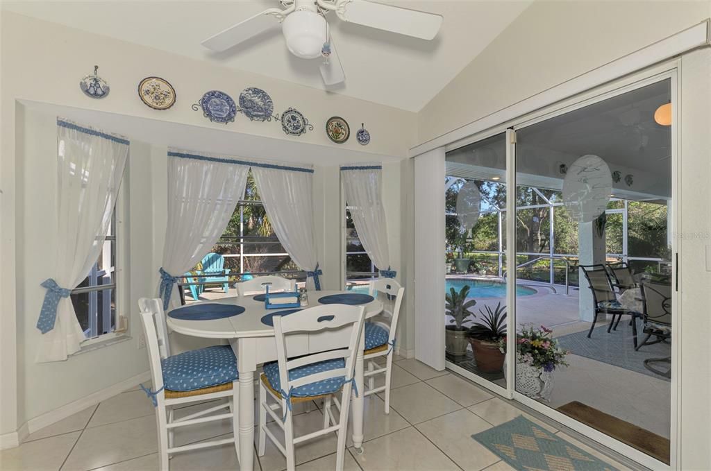 Active With Contract: $399,900 (3 beds, 2 baths, 1910 Square Feet)