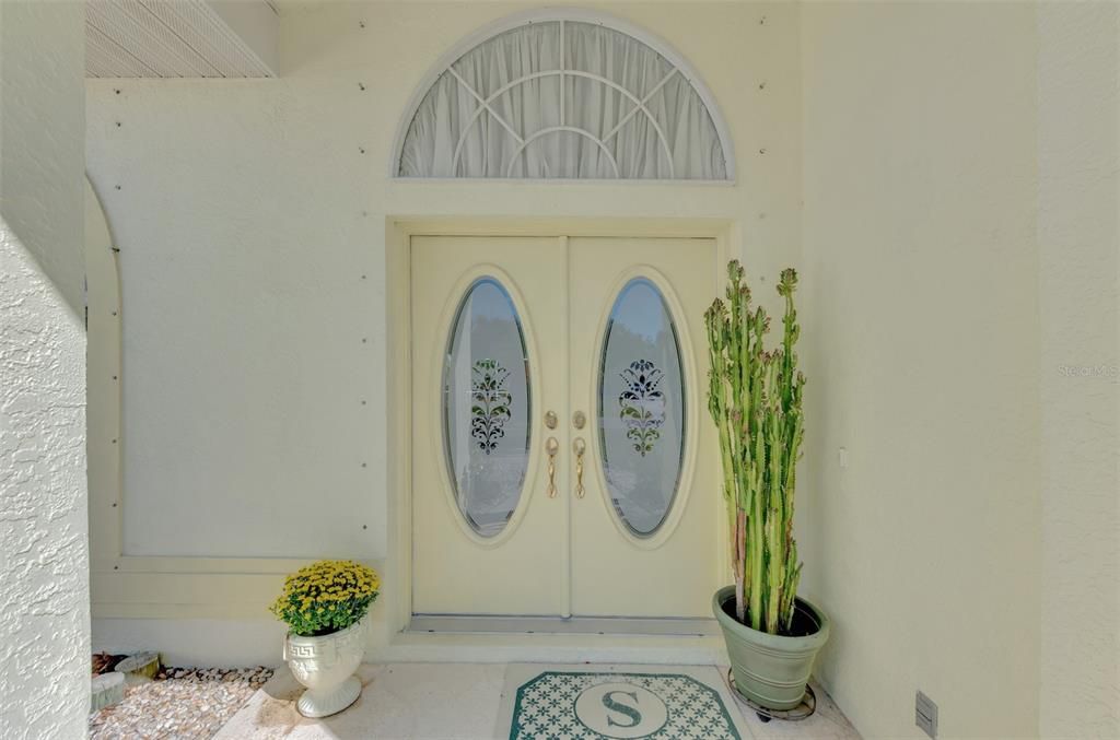 Active With Contract: $399,900 (3 beds, 2 baths, 1910 Square Feet)