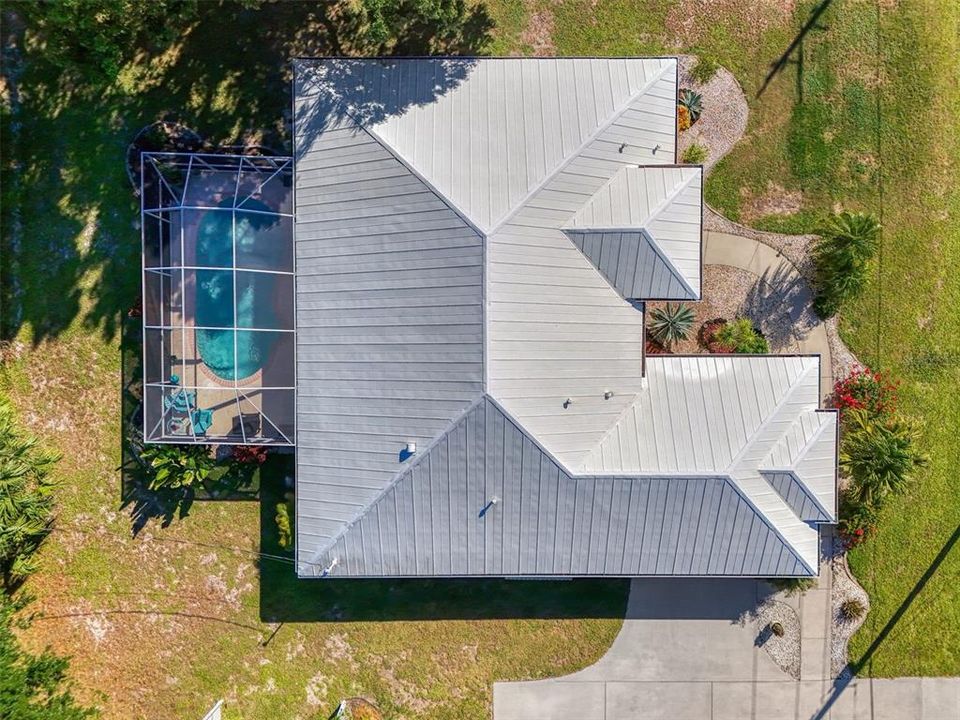 Active With Contract: $399,900 (3 beds, 2 baths, 1910 Square Feet)