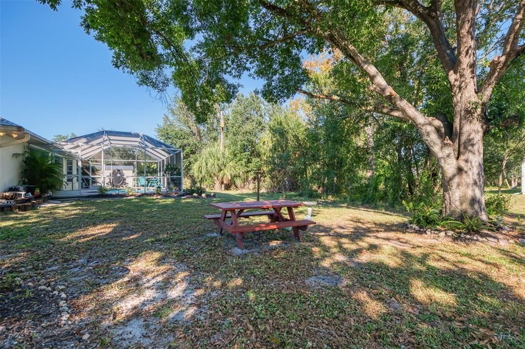 Active With Contract: $399,900 (3 beds, 2 baths, 1910 Square Feet)