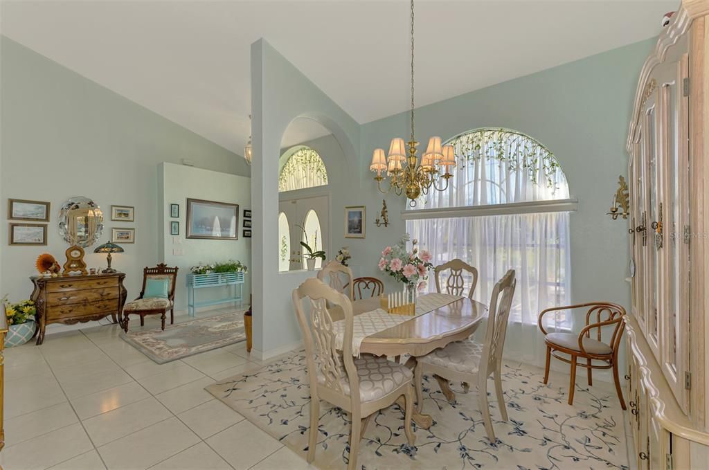 Active With Contract: $399,900 (3 beds, 2 baths, 1910 Square Feet)