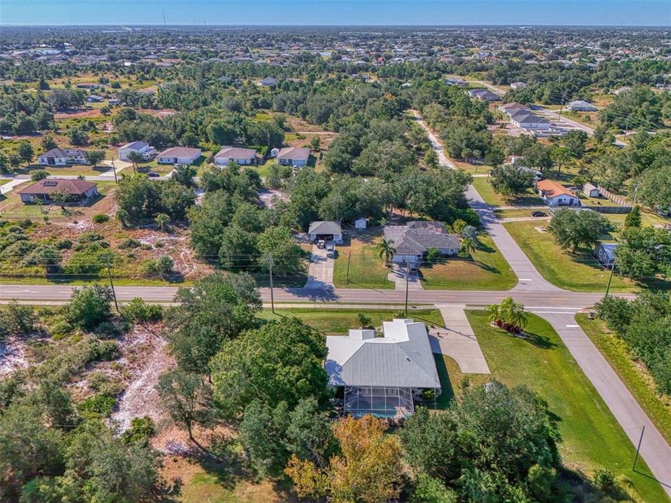 Active With Contract: $399,900 (3 beds, 2 baths, 1910 Square Feet)