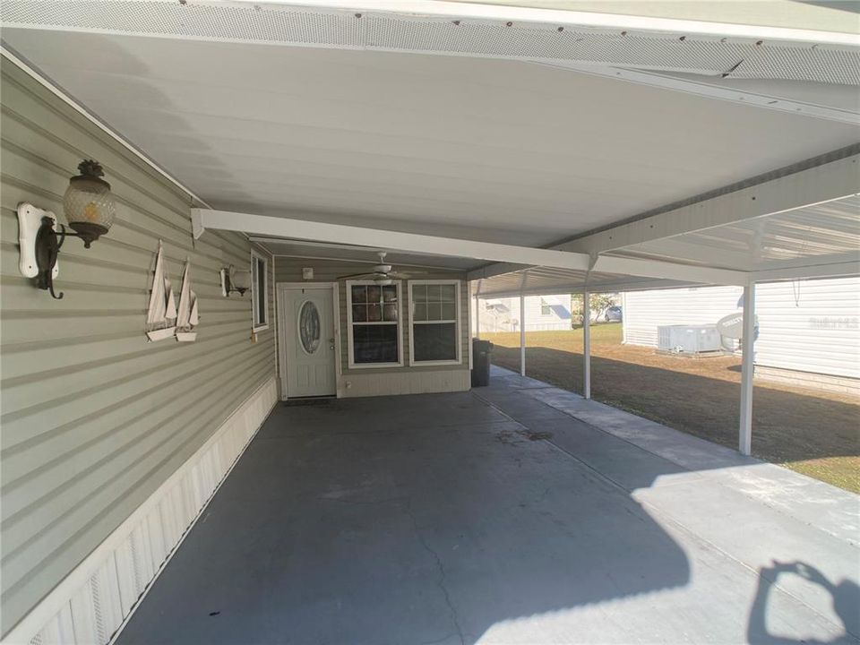 待售: $125,000 (2 贝兹, 2 浴室, 1046 平方英尺)