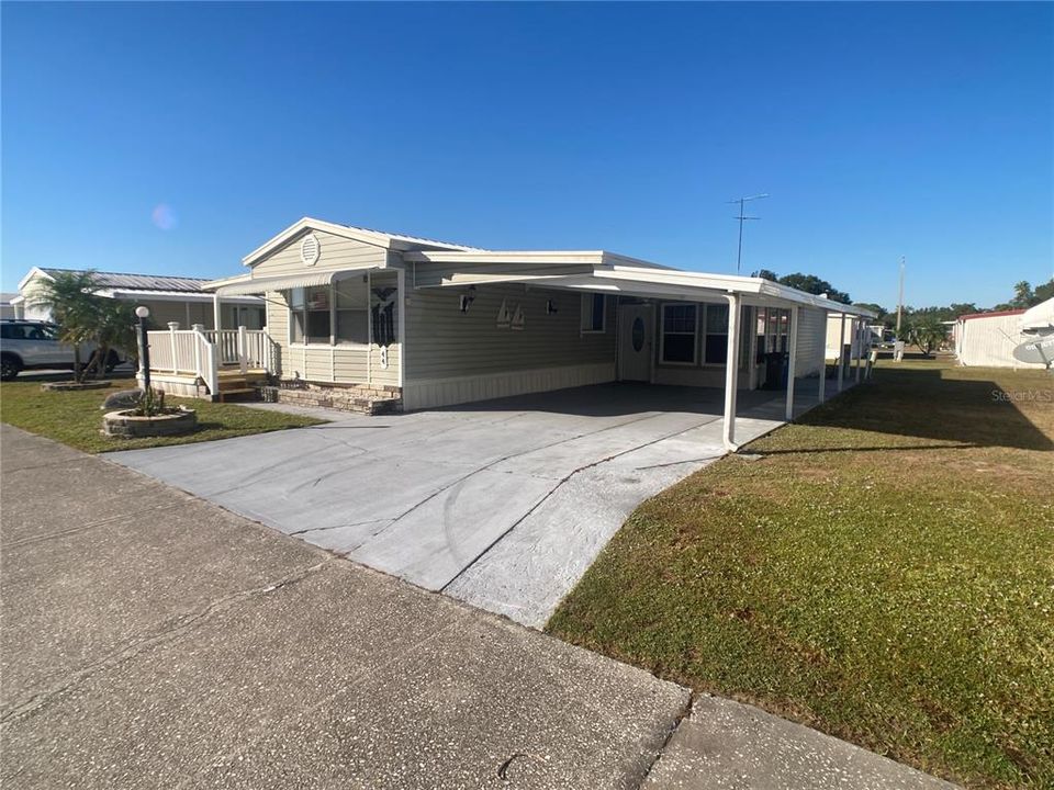 待售: $125,000 (2 贝兹, 2 浴室, 1046 平方英尺)