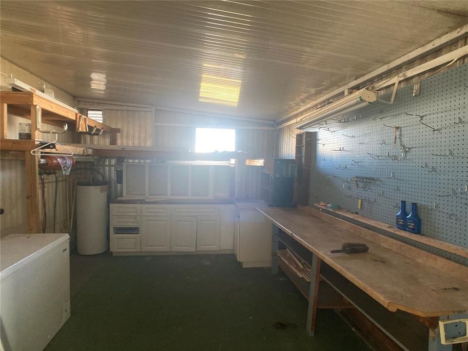 待售: $125,000 (2 贝兹, 2 浴室, 1046 平方英尺)