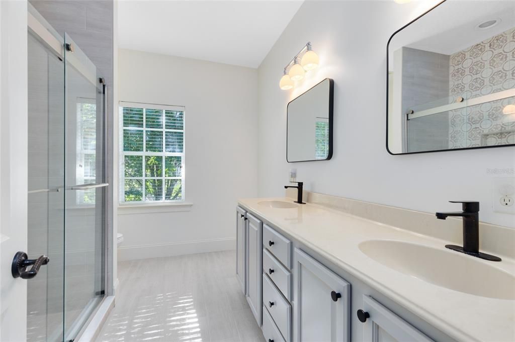 待售: $1,190,000 (5 贝兹, 4 浴室, 3797 平方英尺)