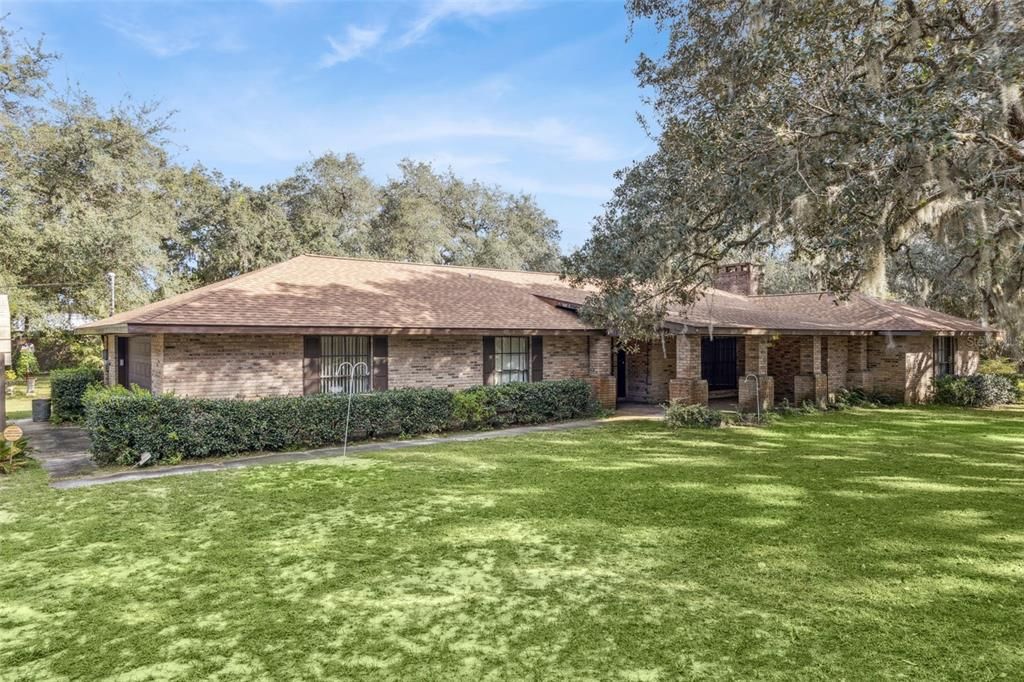 En Venta: $798,000 (3 camas, 2 baños, 2773 Pies cuadrados)