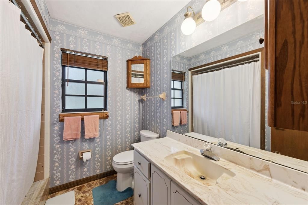 En Venta: $798,000 (3 camas, 2 baños, 2773 Pies cuadrados)