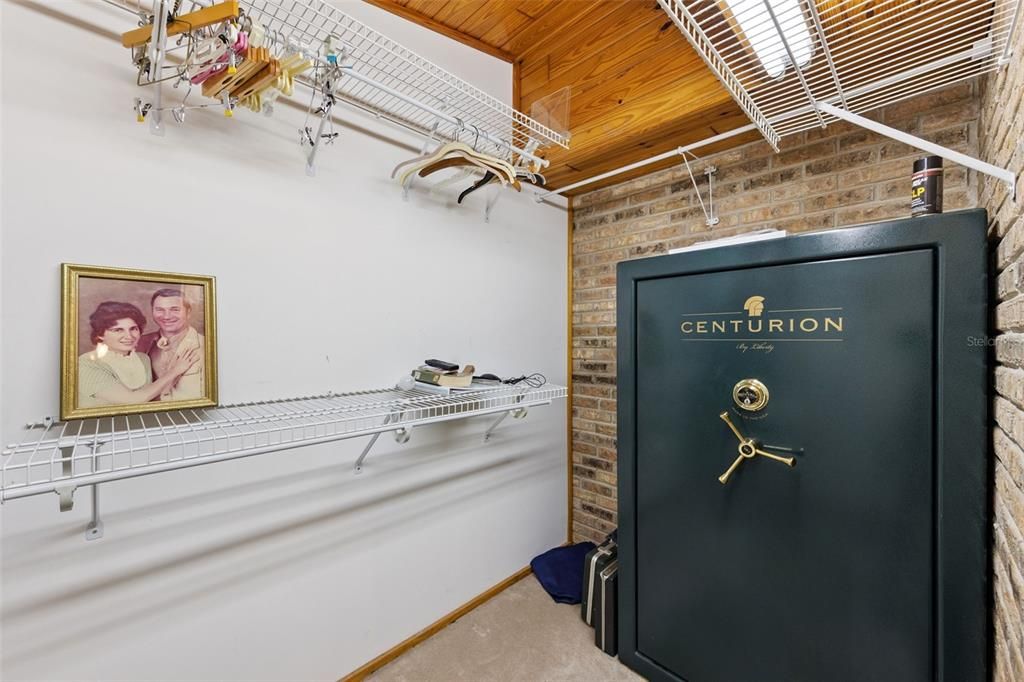 En Venta: $798,000 (3 camas, 2 baños, 2773 Pies cuadrados)