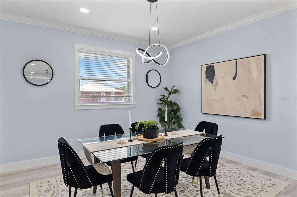 For Sale: $535,000 (3 beds, 2 baths, 1750 Square Feet)