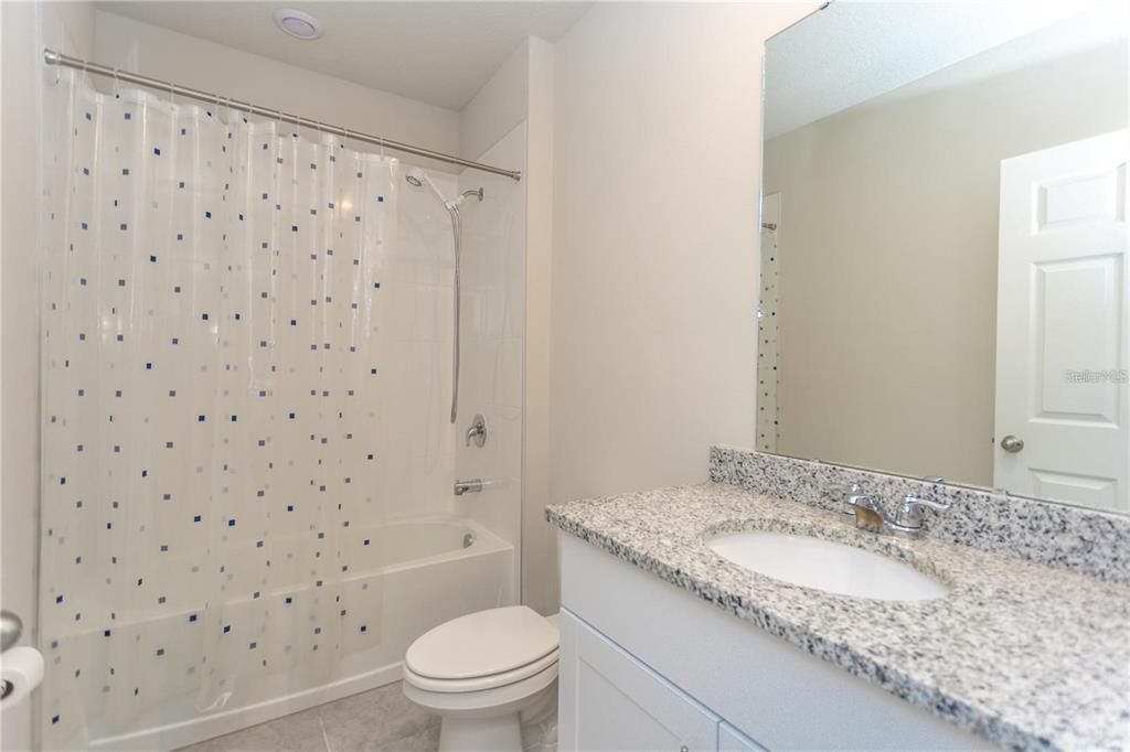 For Rent: $2,300 (4 beds, 3 baths, 1983 Square Feet)