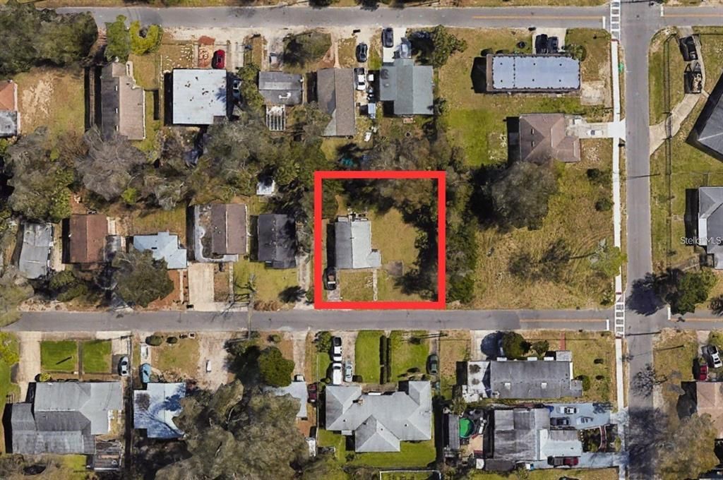 For Sale: $215,000 (2 beds, 2 baths, 850 Square Feet)