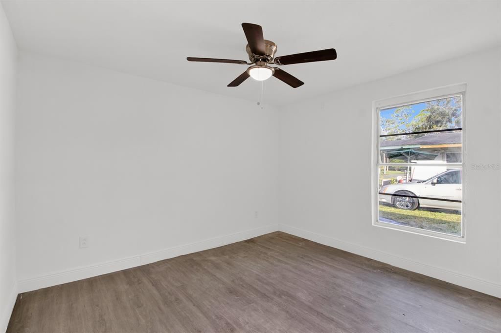 For Sale: $215,000 (2 beds, 2 baths, 850 Square Feet)